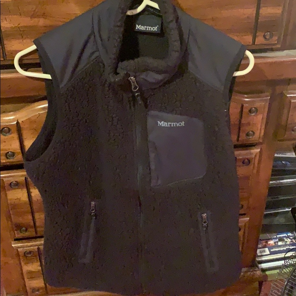 Ladies marmot Polartec vest. Size medium